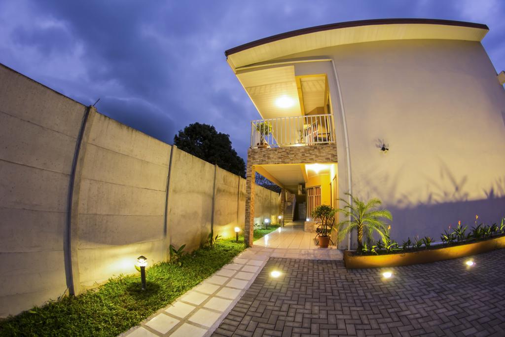 Apartamentos Valle Del Volcan La Fortuna Kültér fotó