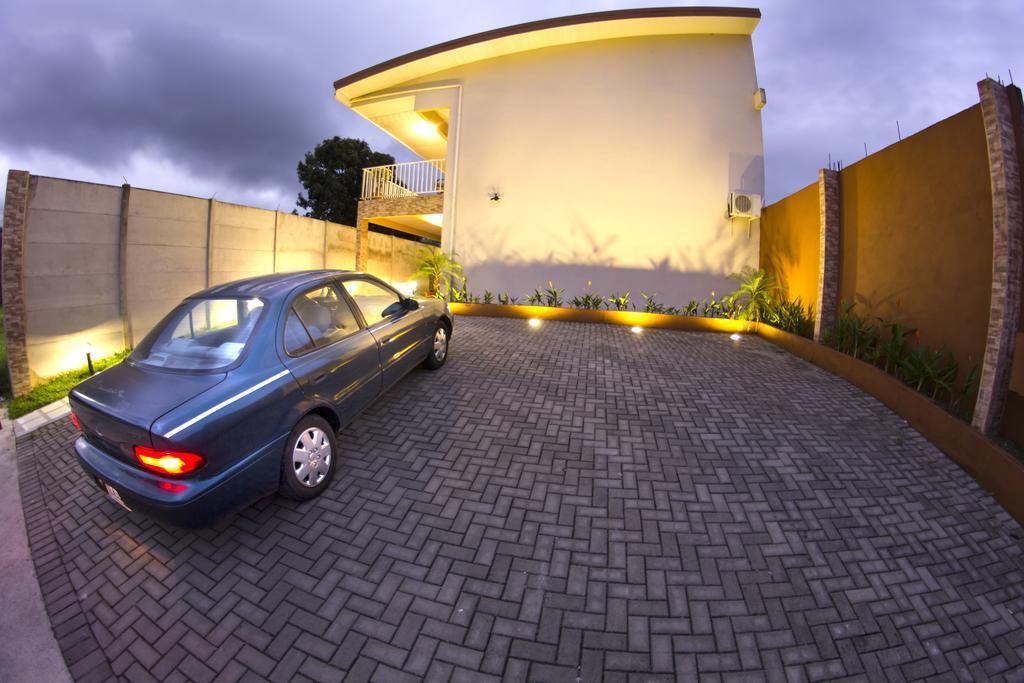 Apartamentos Valle Del Volcan La Fortuna Kültér fotó